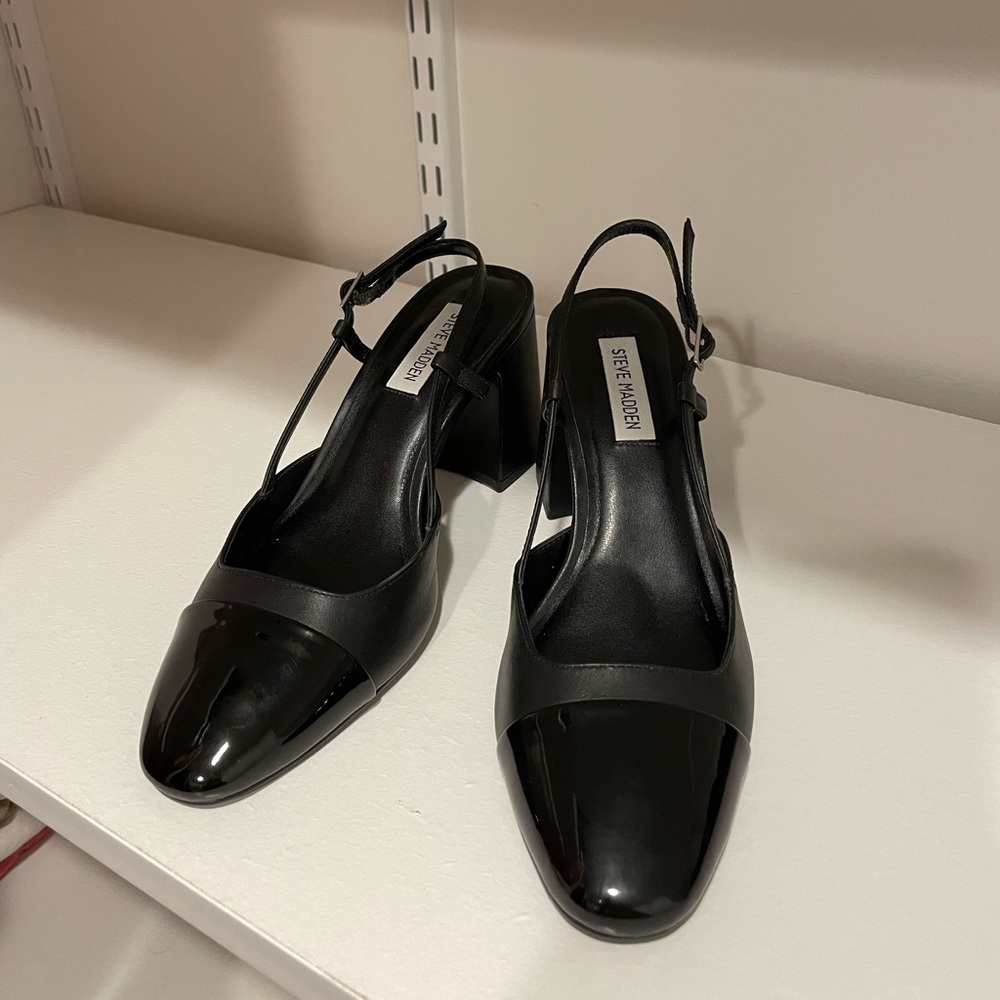 Steve Madden closed toe heals